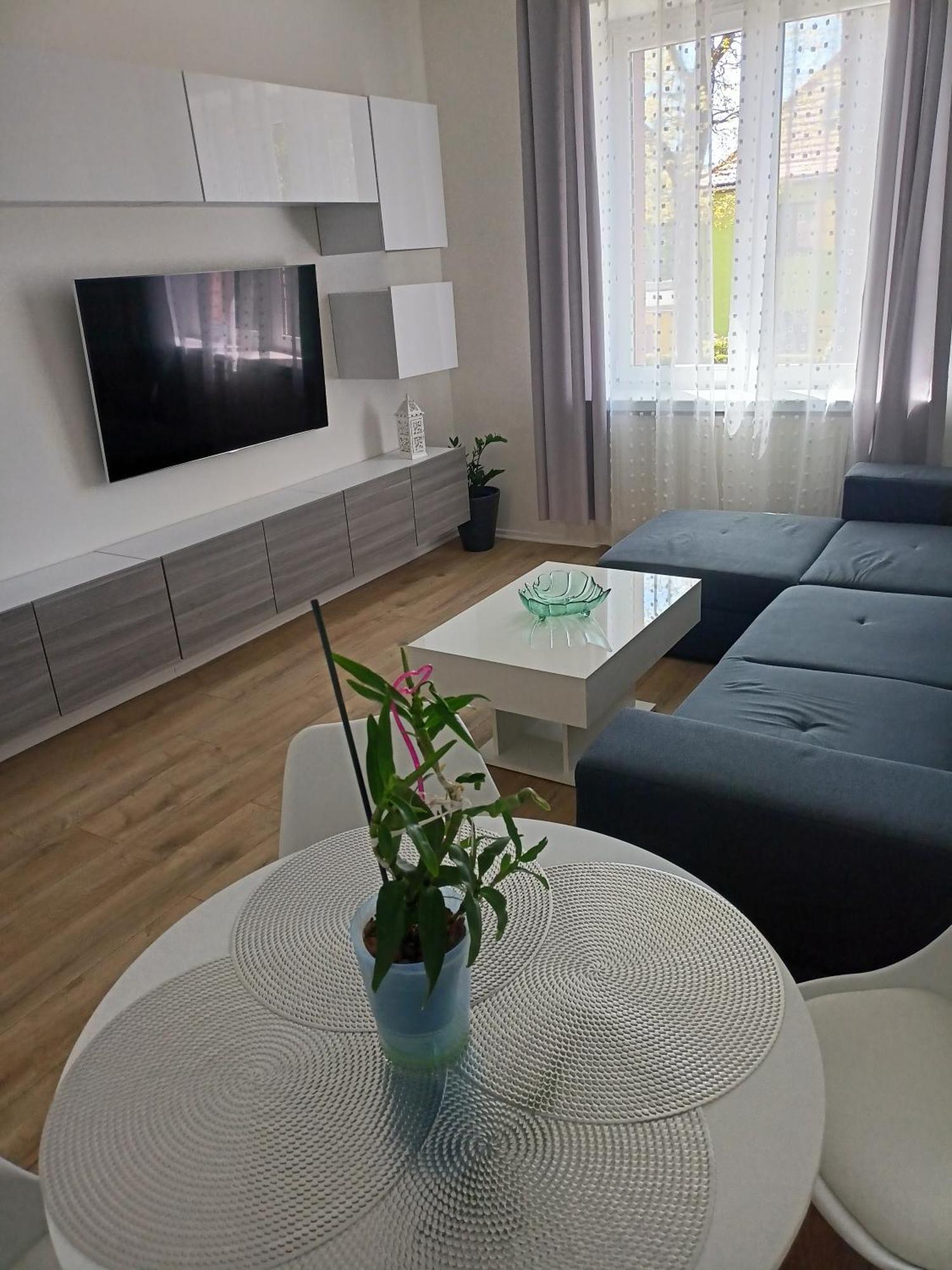 Apartament Slowackiego 41 เยเลเนียกูรา ภายนอก รูปภาพ